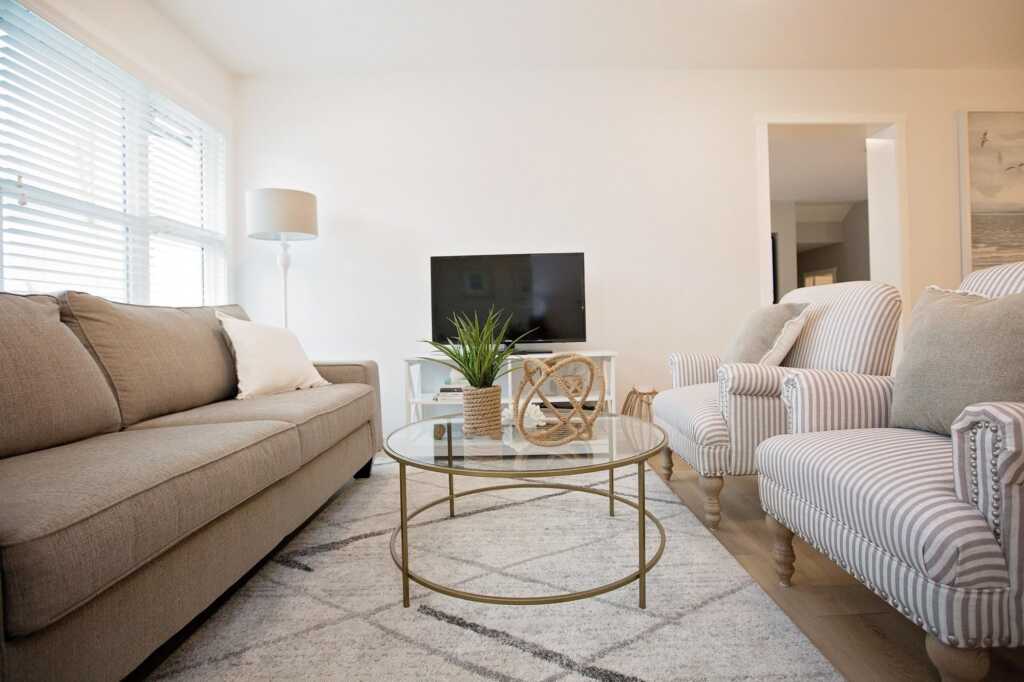 Living Rm